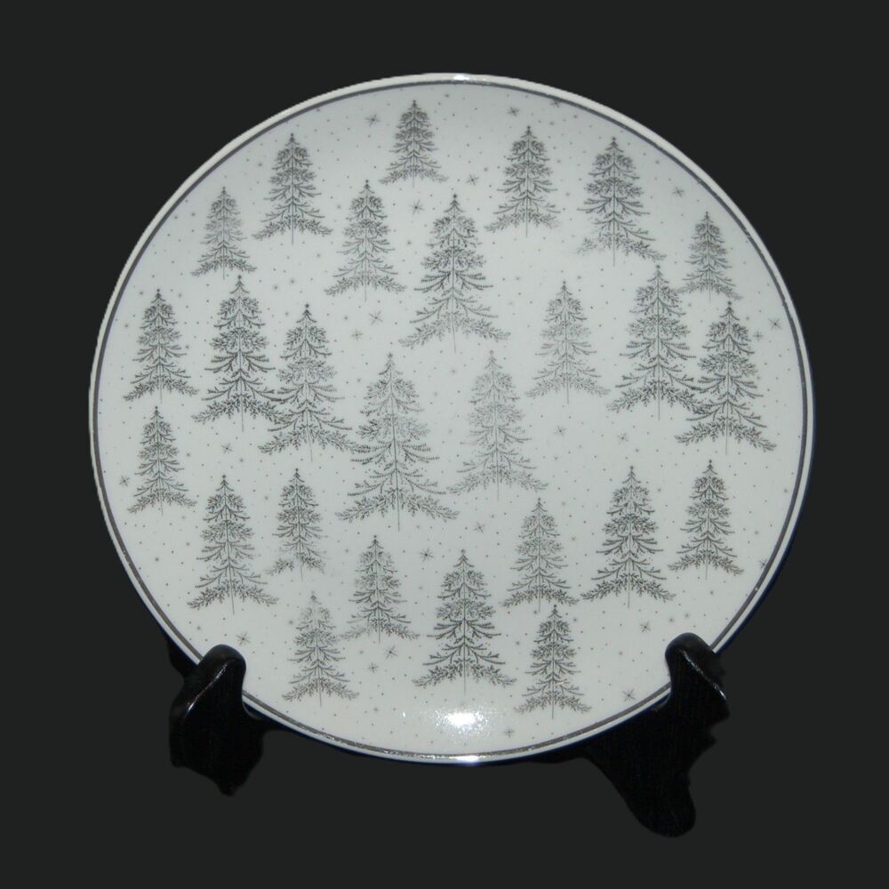 ELUM HOME SILVER GRAY CHRISTMAS TREE SNOWFLAKES CERAMIC 7.5" PLATE TCP10